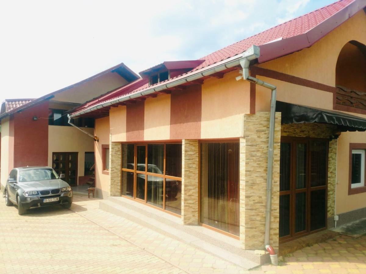 Pensiunea Colt De Rai Corbi Exterior foto