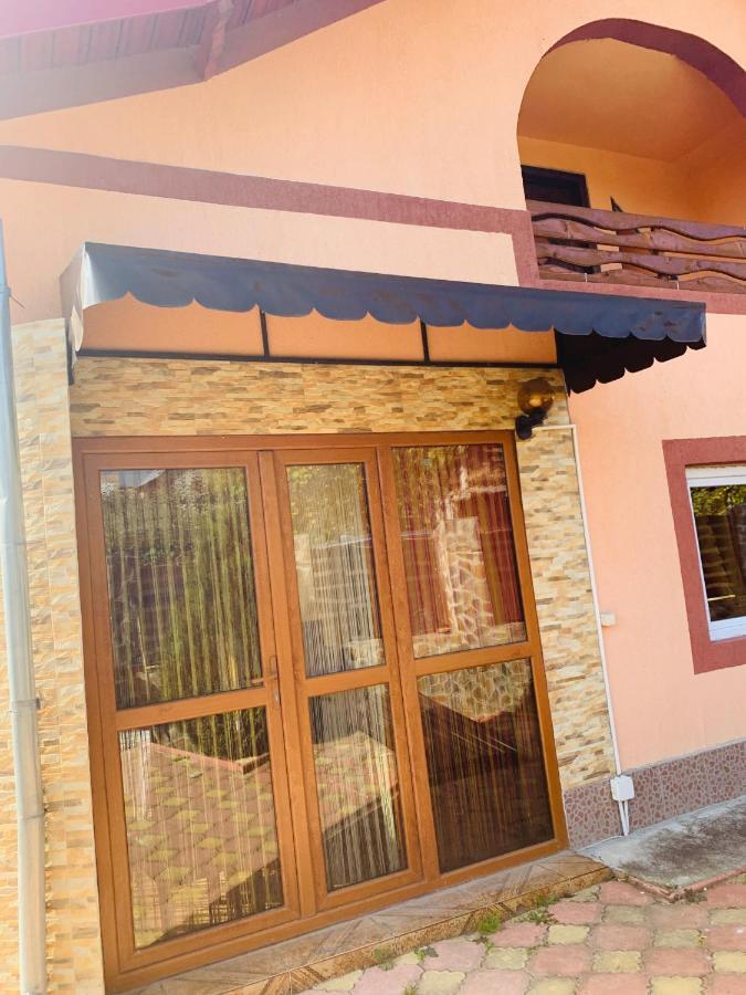 Pensiunea Colt De Rai Corbi Exterior foto